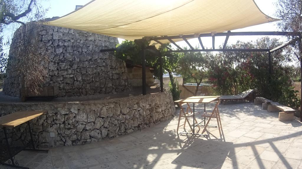Trullo Contrada Stracca Guest House Alliste Exterior photo